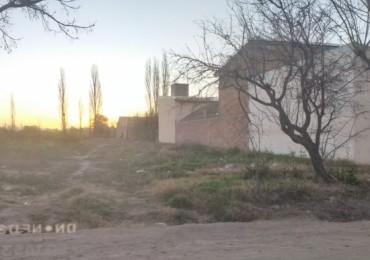 TERRENO AMPLIO DE 1170 M2  EN CALLE SALVO A 250 METROS DE CALLE CHACABUCO