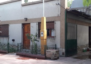 SE VENDE CASA EN CUADRO NACIONAL