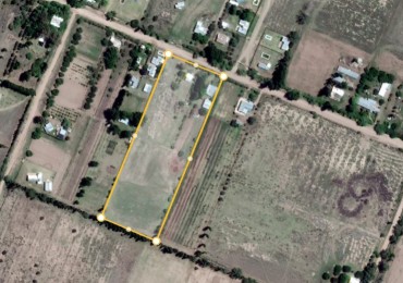 FINCA DE 2 HECTAREAS CON CASAS CERCA AEROPUERTO