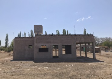 CALLE BIANCHI - CASA A TERMINAR - 2000m2