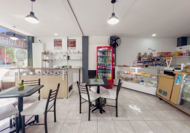 PANADERIA-CAFETERIA-FIAMBRERIA-HELADERIA